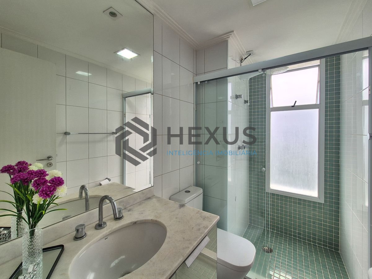 Foto 21 de Apartamento com varanda gourmet e lazer a 1 quadra da praia no Jardim Astúrias, Guarujá