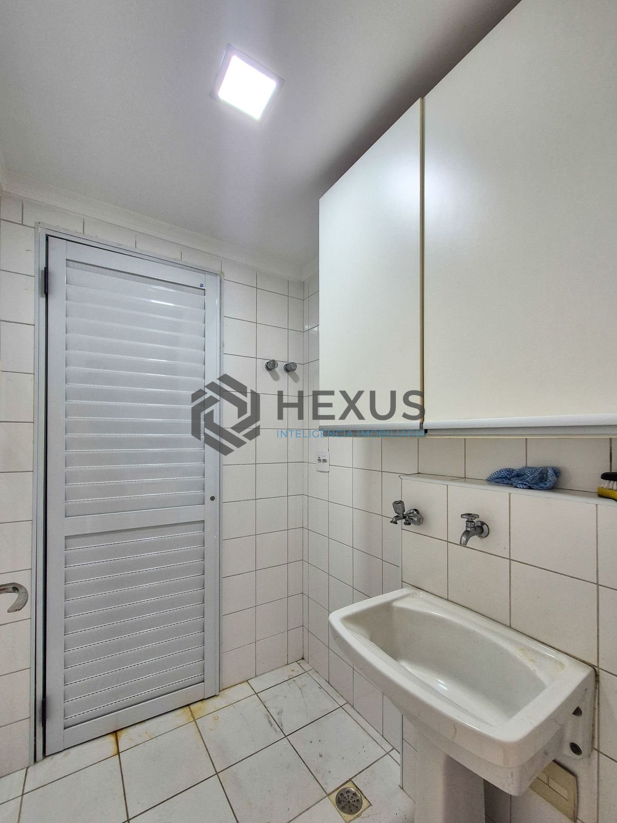 Foto 27 de Apartamento com varanda gourmet e lazer a 1 quadra da praia no Jardim Astúrias, Guarujá