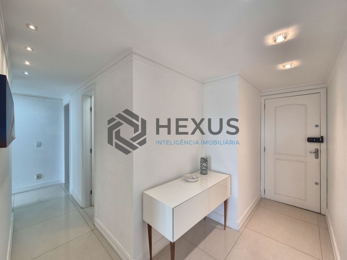 Foto 9 de Apartamento com varanda gourmet e lazer a 1 quadra da praia no Jardim Astúrias, Guarujá