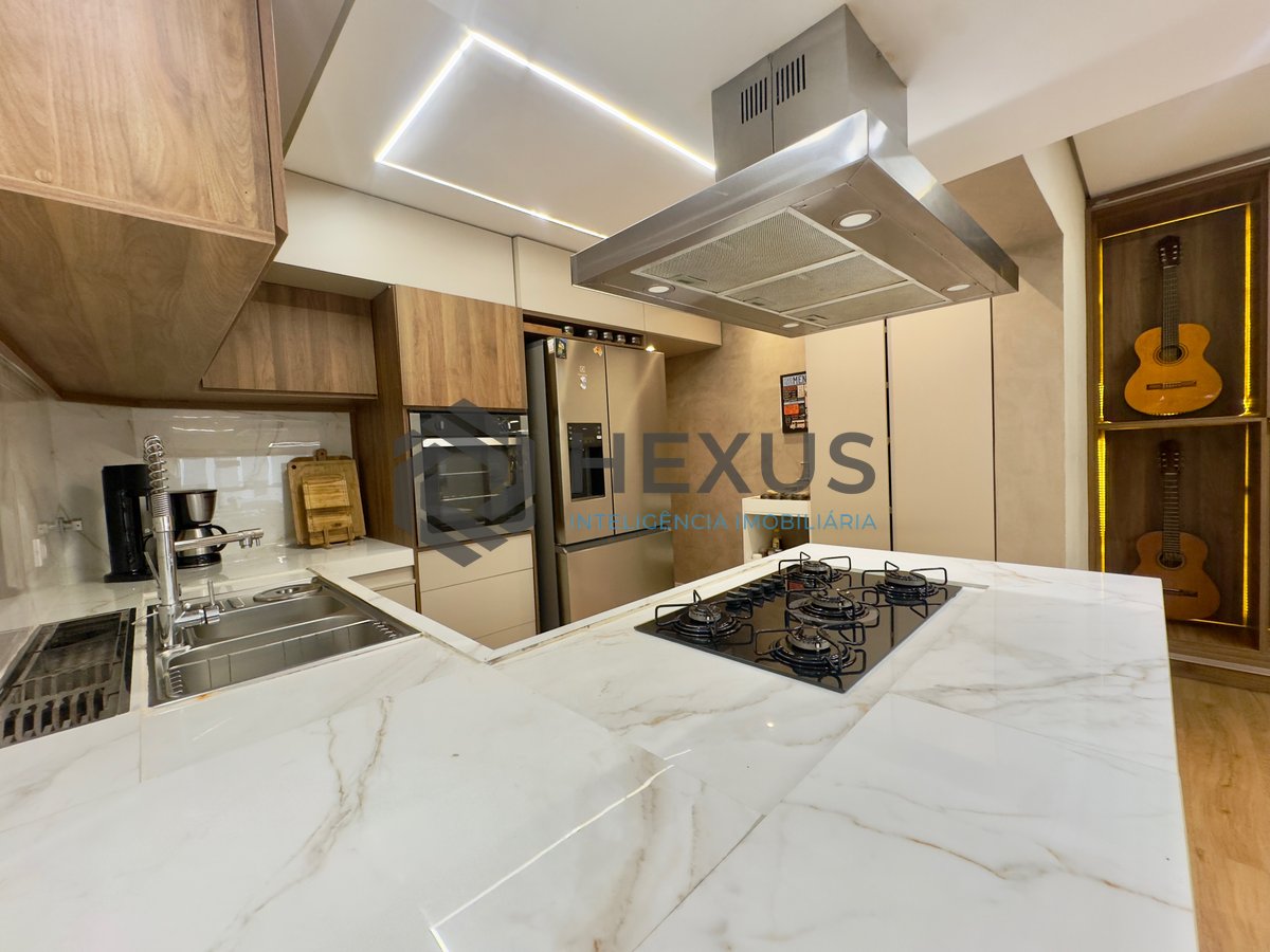 Foto 12 de Apartamento reformado com varanda gourmet e lazer na beira mar da Praia das Asturias, Guaruja