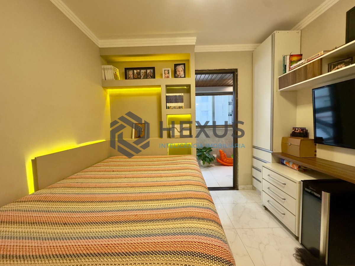 Foto 18 de Apartamento reformado com varanda gourmet e lazer na beira mar da Praia das Asturias, Guaruja