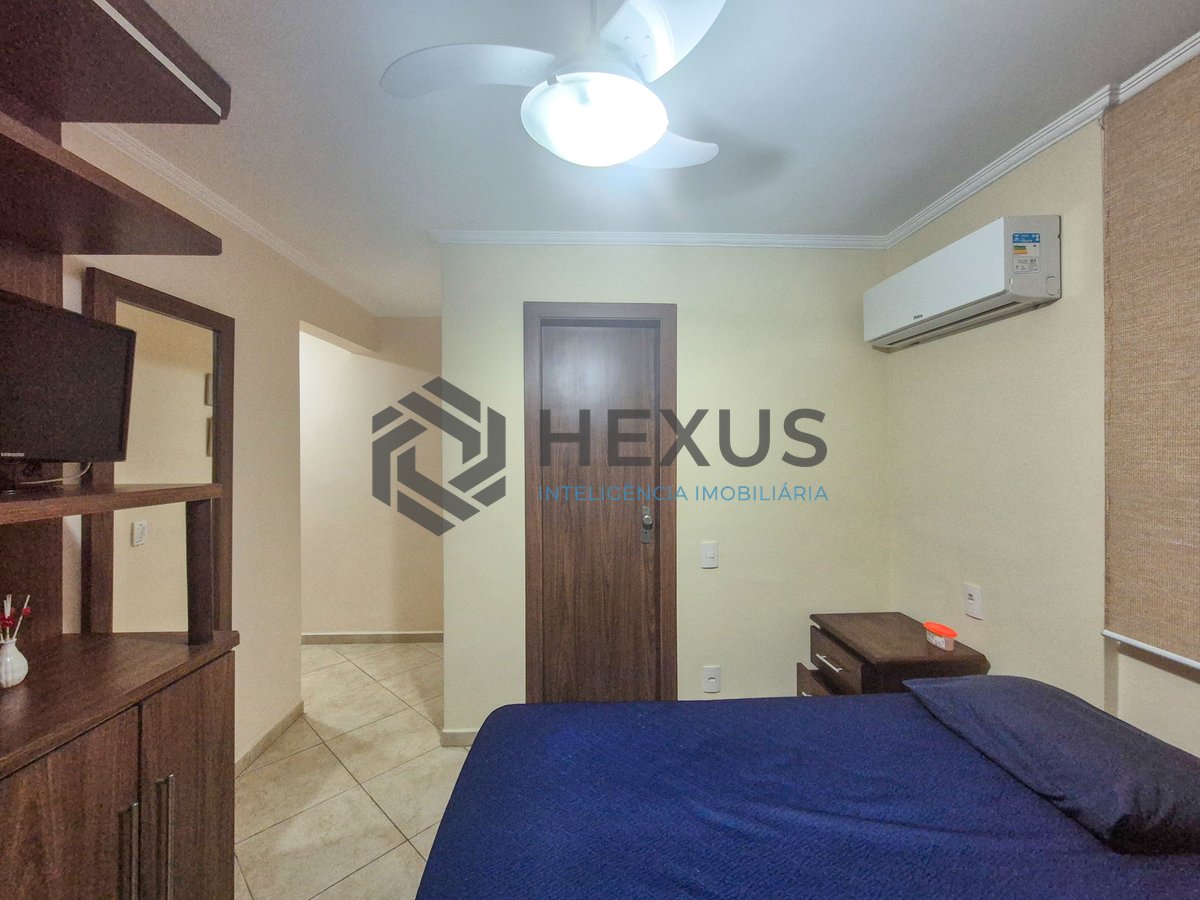 Foto 22 de Apartamento reformado com varanda a venda na quadra da praia das Pitangueiras