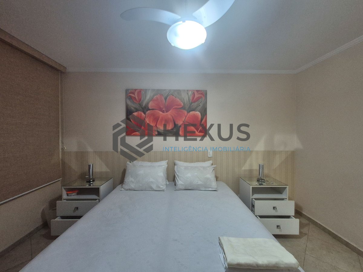 Foto 26 de Apartamento reformado com varanda a venda na quadra da praia das Pitangueiras