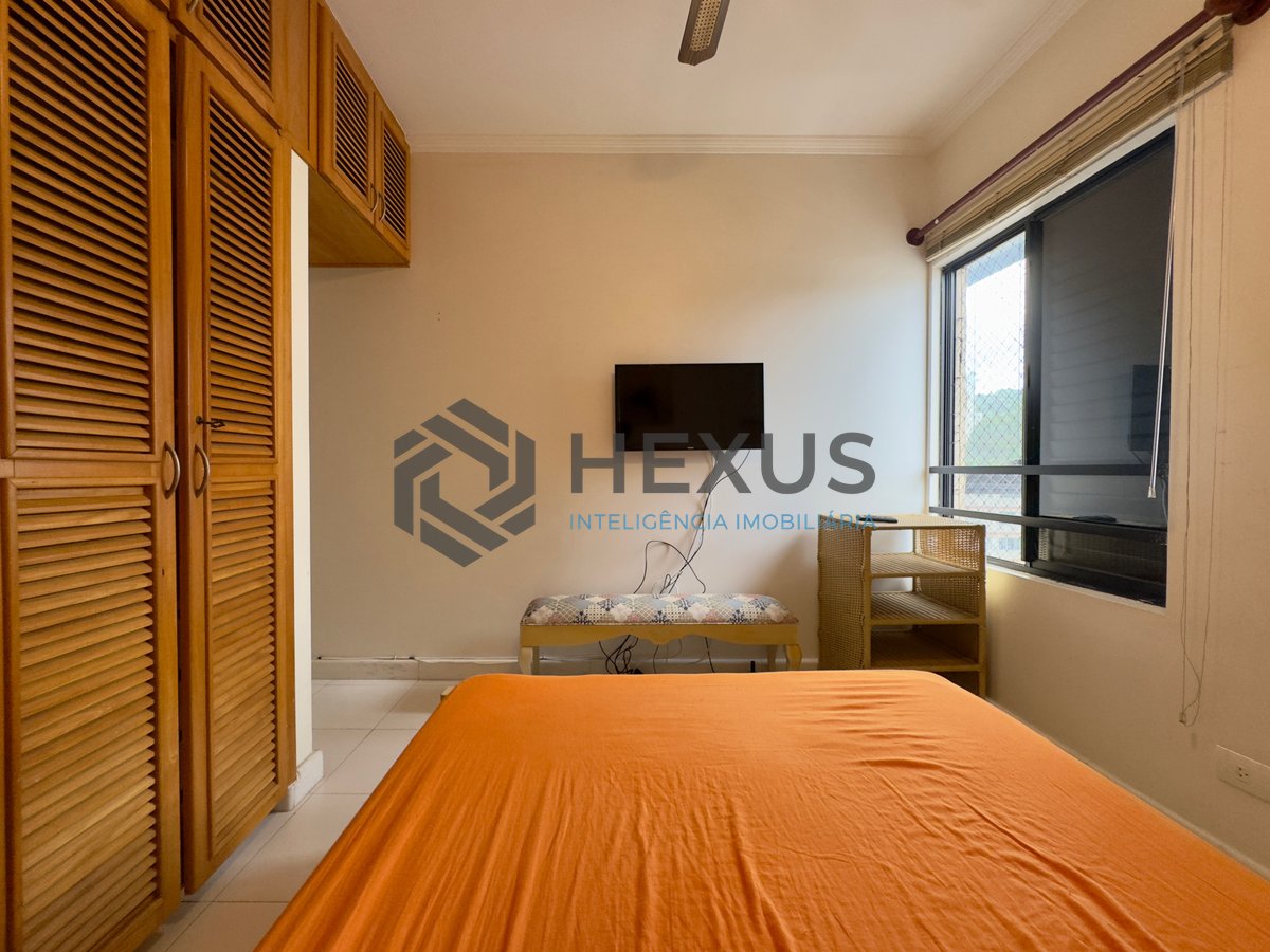 Foto 13 de Apartamento com varanda e lazer na Praia das Pitangueiras, Guaruja