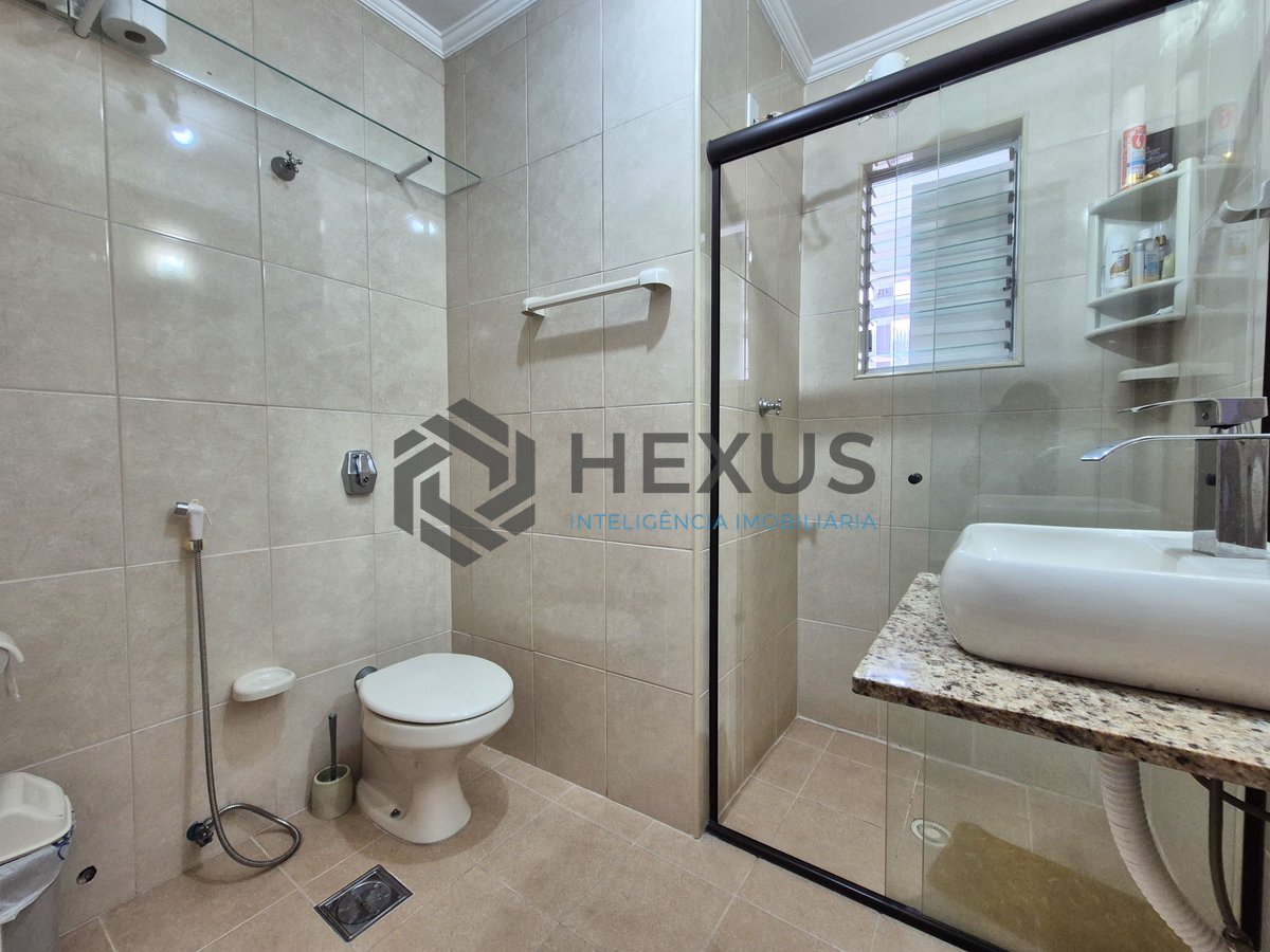 Foto 8 de Apartamento com varanda e lazer na Praia das Asturias, Guaruja