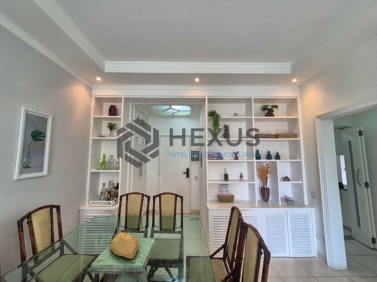 Foto 7 de Apartamento com varanda e vista mar na beira mar da Praia das Pitangueiras, Guaruja