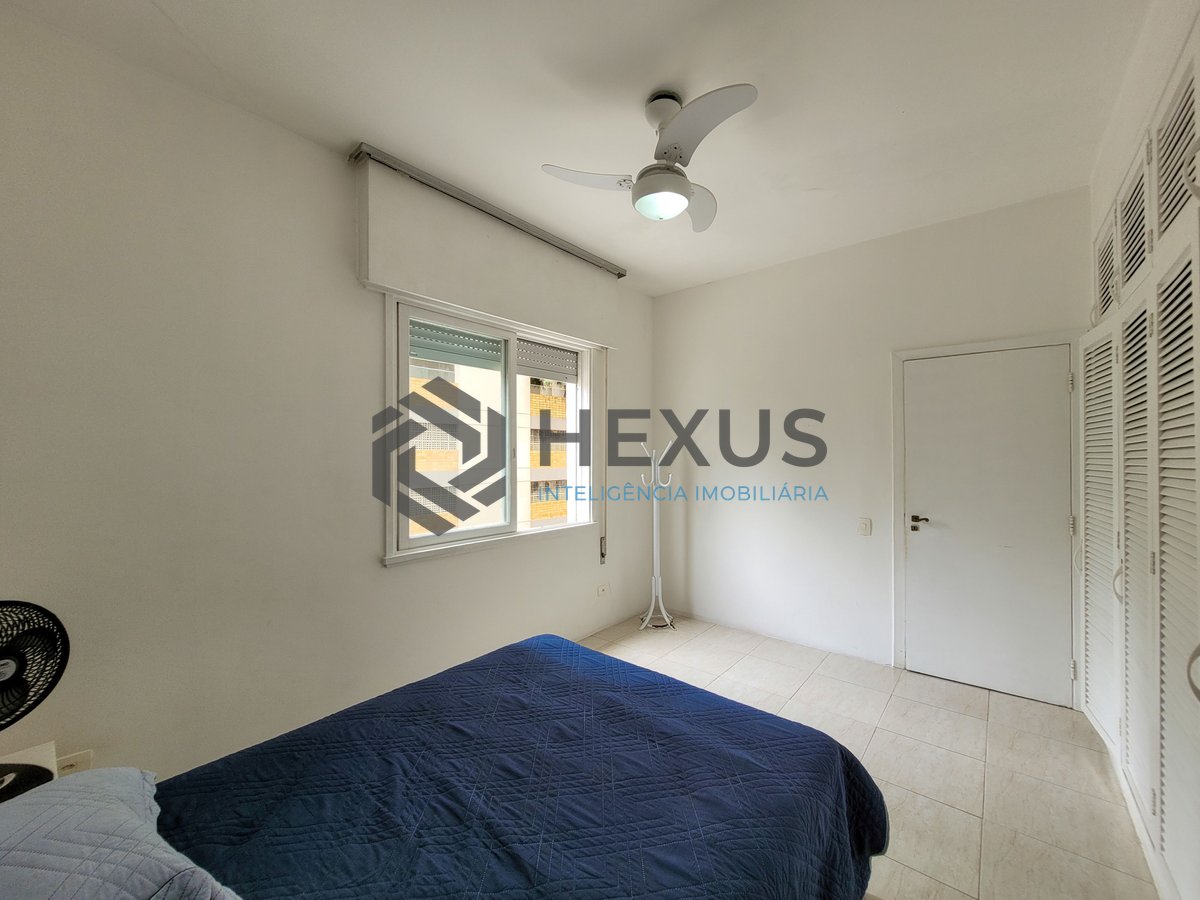 Foto 22 de Apartamento com varanda e vista mar na beira mar da Praia das Pitangueiras, Guaruja