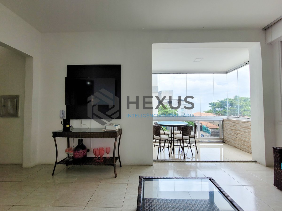 Foto 7 de Apartamento com varanda e vista mar na beira mar da Praia das Pitangueiras, Guaruja