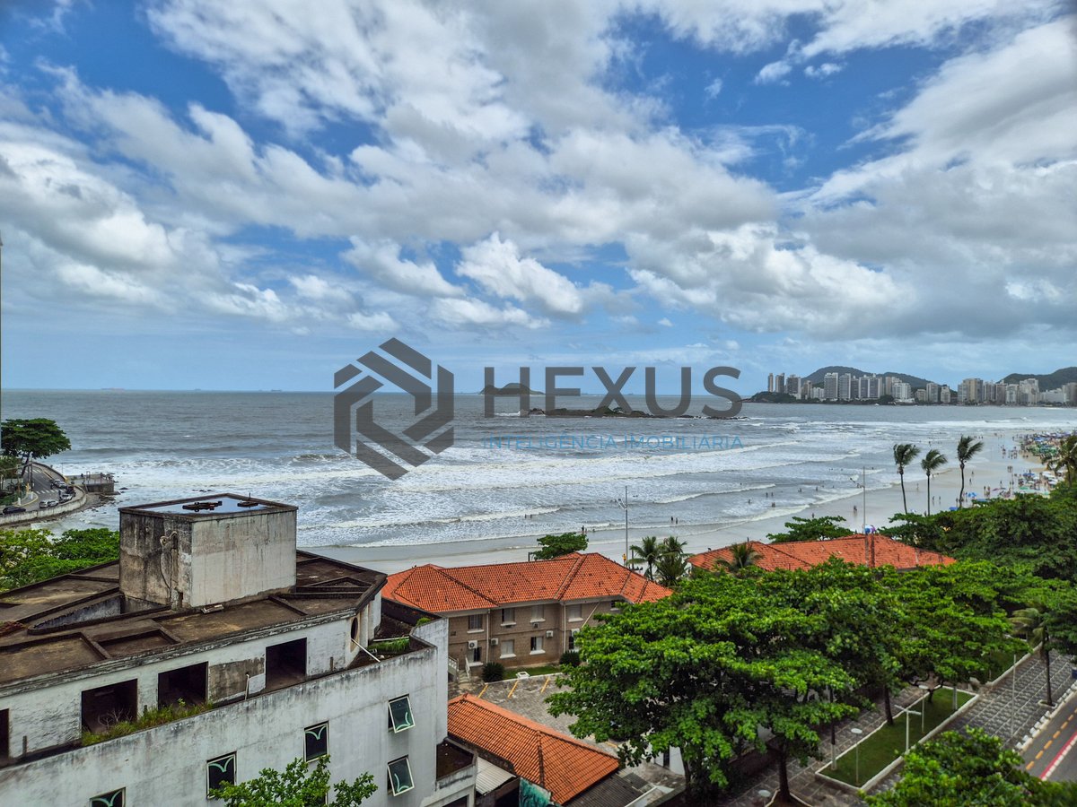 Foto 11 de Apartamento beira mar reformado com varanda na Praia das Pitangueiras, Guaruja