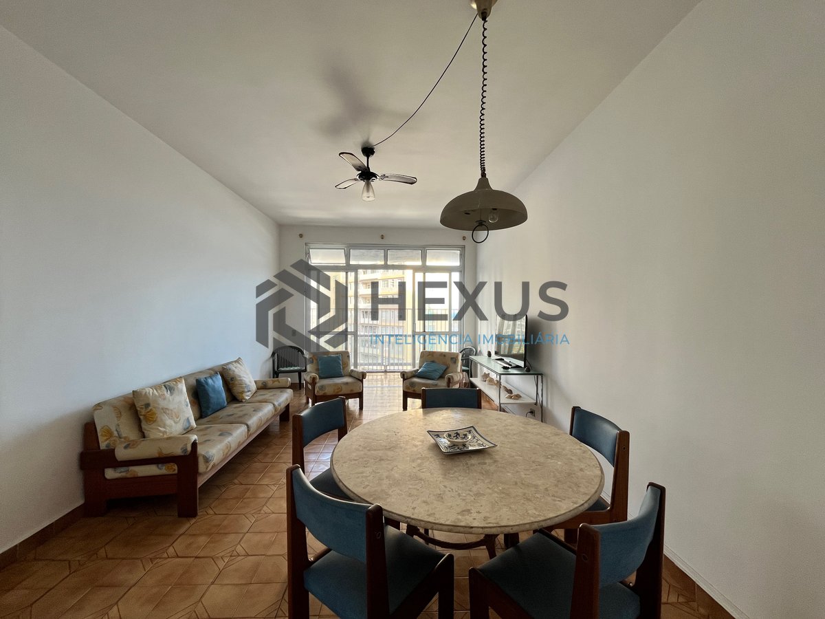 Foto 3 de Apartamento frente mar com varanda na Praia das Pitangueiras, Guaruja