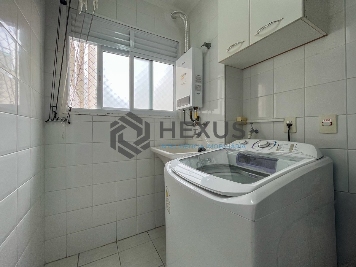 Foto 13 de Apartamento com varanda e lazer na Praia das Asturias, Guaruja