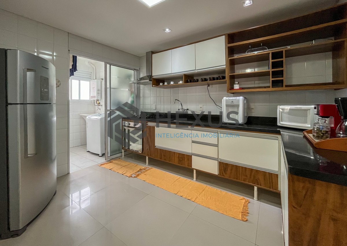 Foto 9 de Apartamento com varanda e lazer na Praia das Asturias, Guaruja