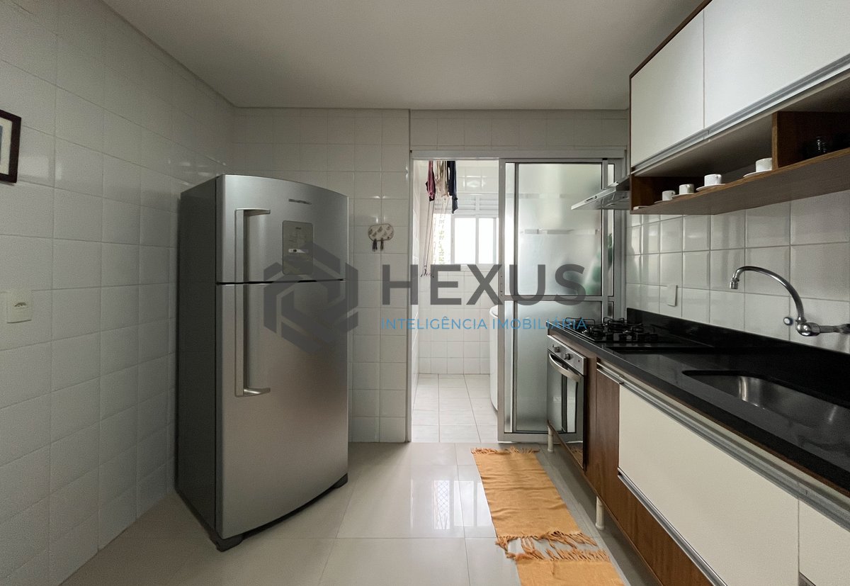 Foto 10 de Apartamento com varanda e lazer na Praia das Asturias, Guaruja
