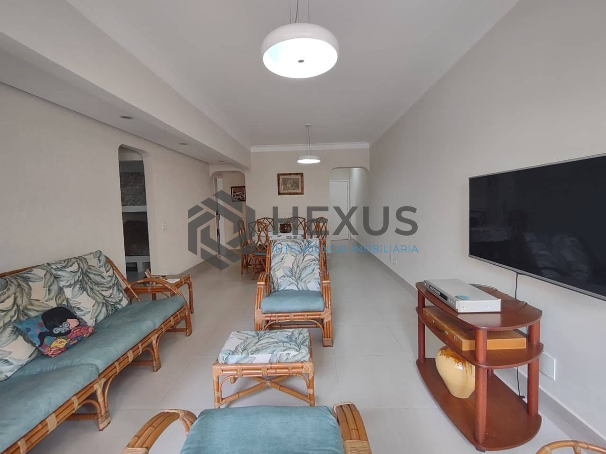 Foto 2 de Apartamento com varanda e lazer na Praia da Enseada, Guaruja