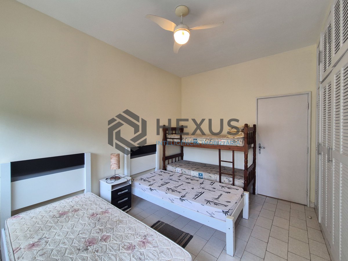 Foto 14 de Apartamento com varanda na beira mar da Praia das Pitangueiras, Guaruja