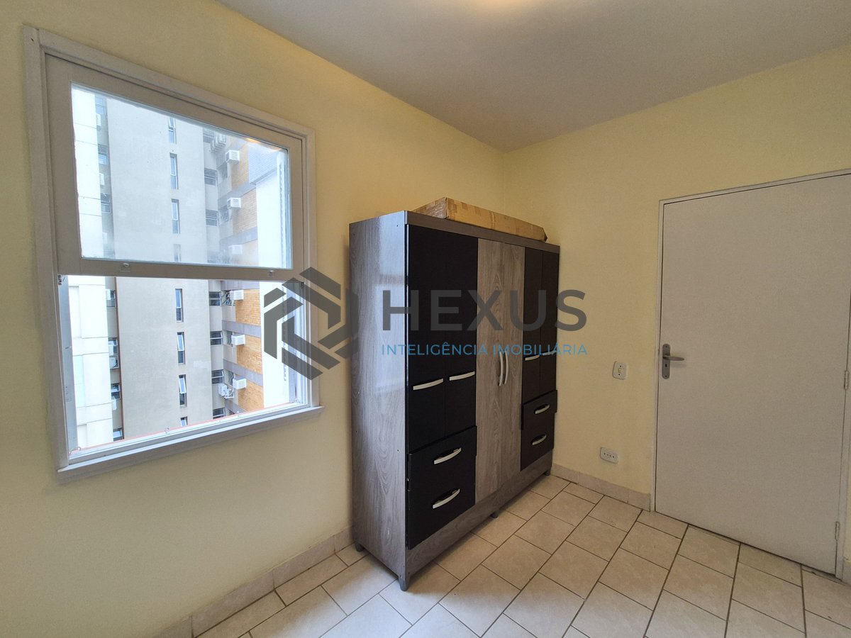 Foto 19 de Apartamento com varanda na beira mar da Praia das Pitangueiras, Guaruja