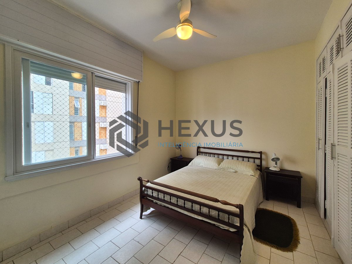 Foto 20 de Apartamento com varanda na beira mar da Praia das Pitangueiras, Guaruja