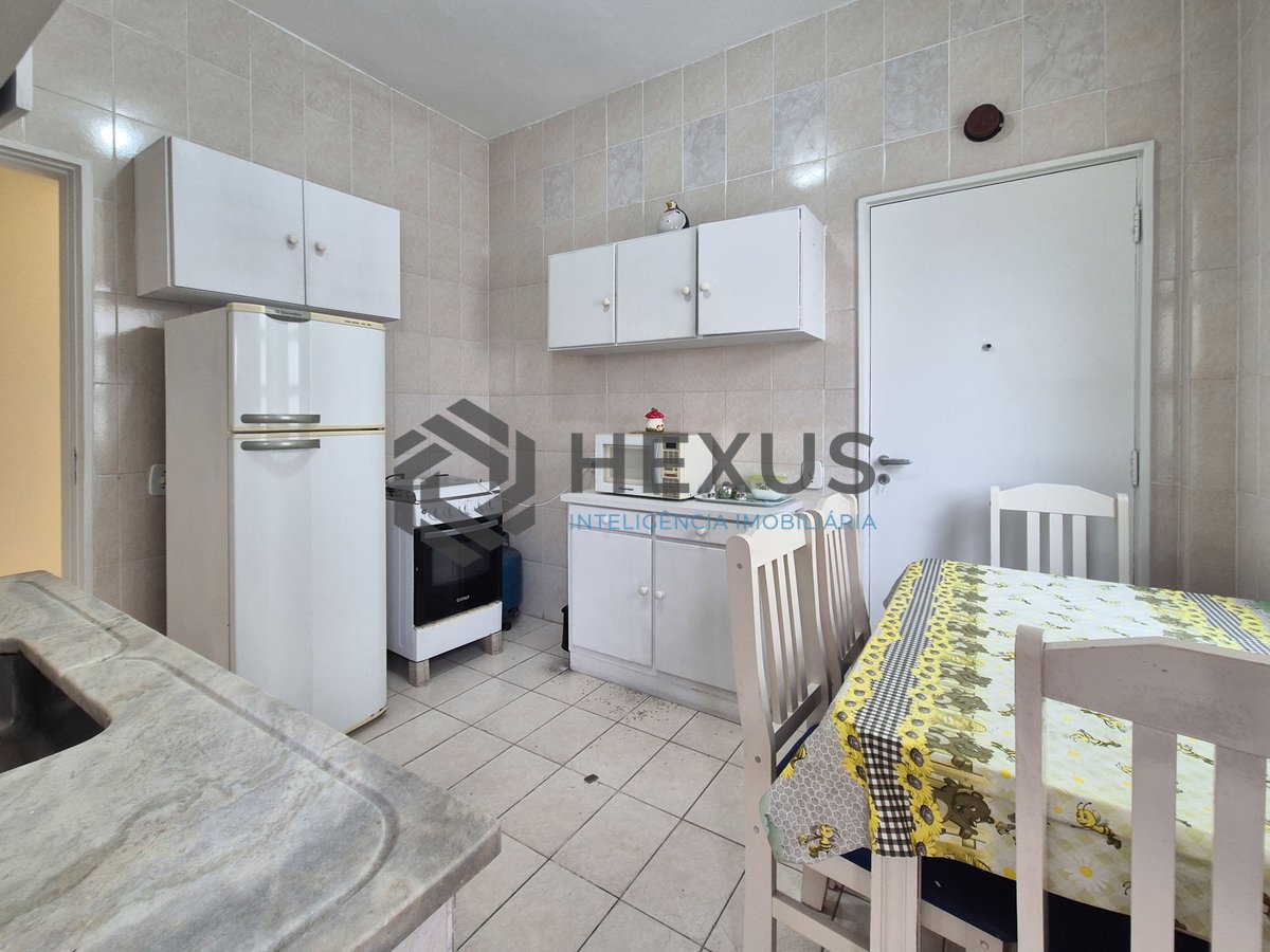 Foto 30 de Apartamento com varanda na beira mar da Praia das Pitangueiras, Guaruja