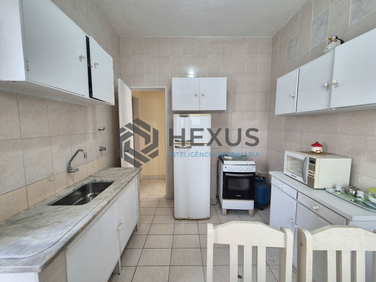 Foto 33 de Apartamento com varanda na beira mar da Praia das Pitangueiras, Guaruja