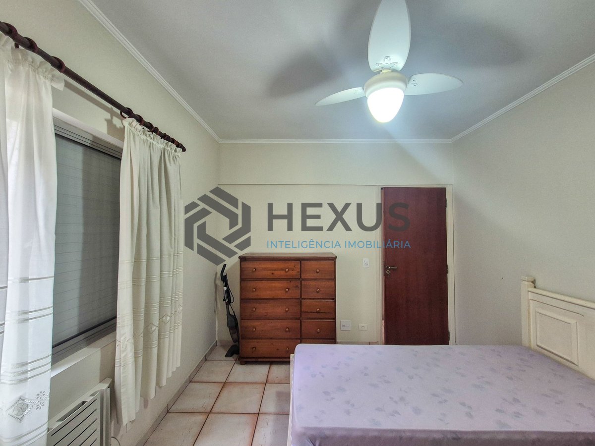 Foto 12 de Apartamento reformado e mobiliado a venda na praia das Pitangueiras Guaruja