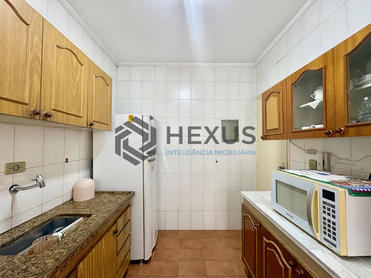 Foto 12 de Apartamento com varanda na Praia da Enseada, Guaruja