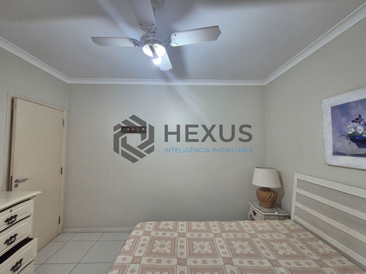Foto 13 de Apartamento reformado na Praia das Pitangueiras, Guaruja