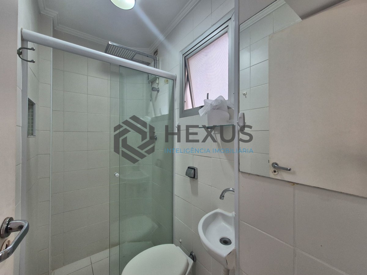 Foto 23 de Apartamento reformado na Praia das Pitangueiras, Guaruja