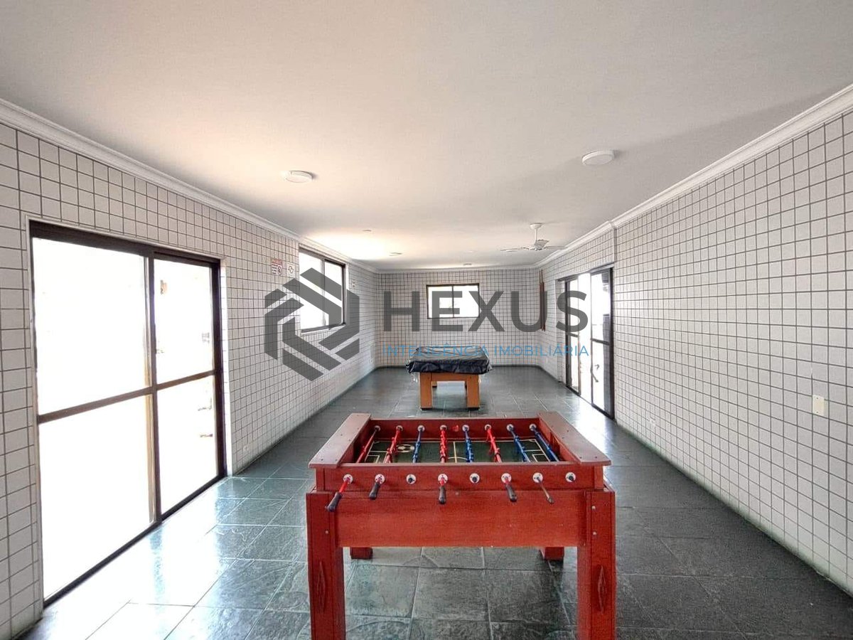 Foto 15 de Apartamento com varanda e lazer na Praia da Enseada, Guaruja