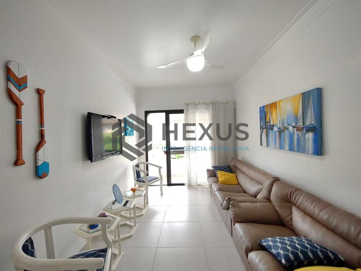 Foto 2 de Apartamento reformado com varanda e lazer na Praia da Enseada, Guaruja