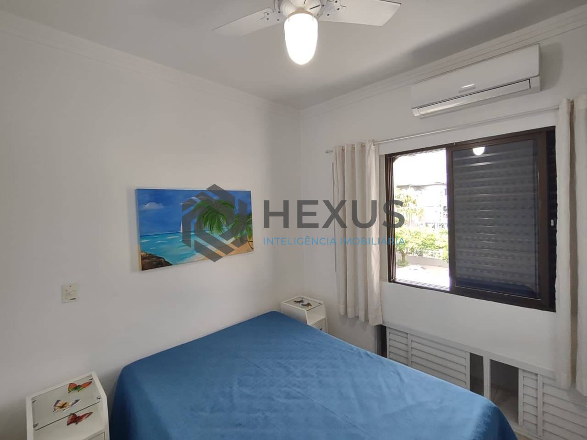 Foto 9 de Apartamento reformado com varanda e lazer na Praia da Enseada, Guaruja