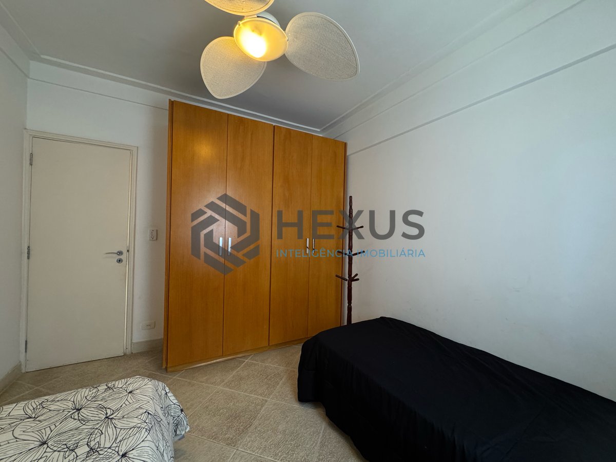 Foto 20 de Apartamento com varanda e vista mar na beira mar da Praia das Asturias, Guaruja