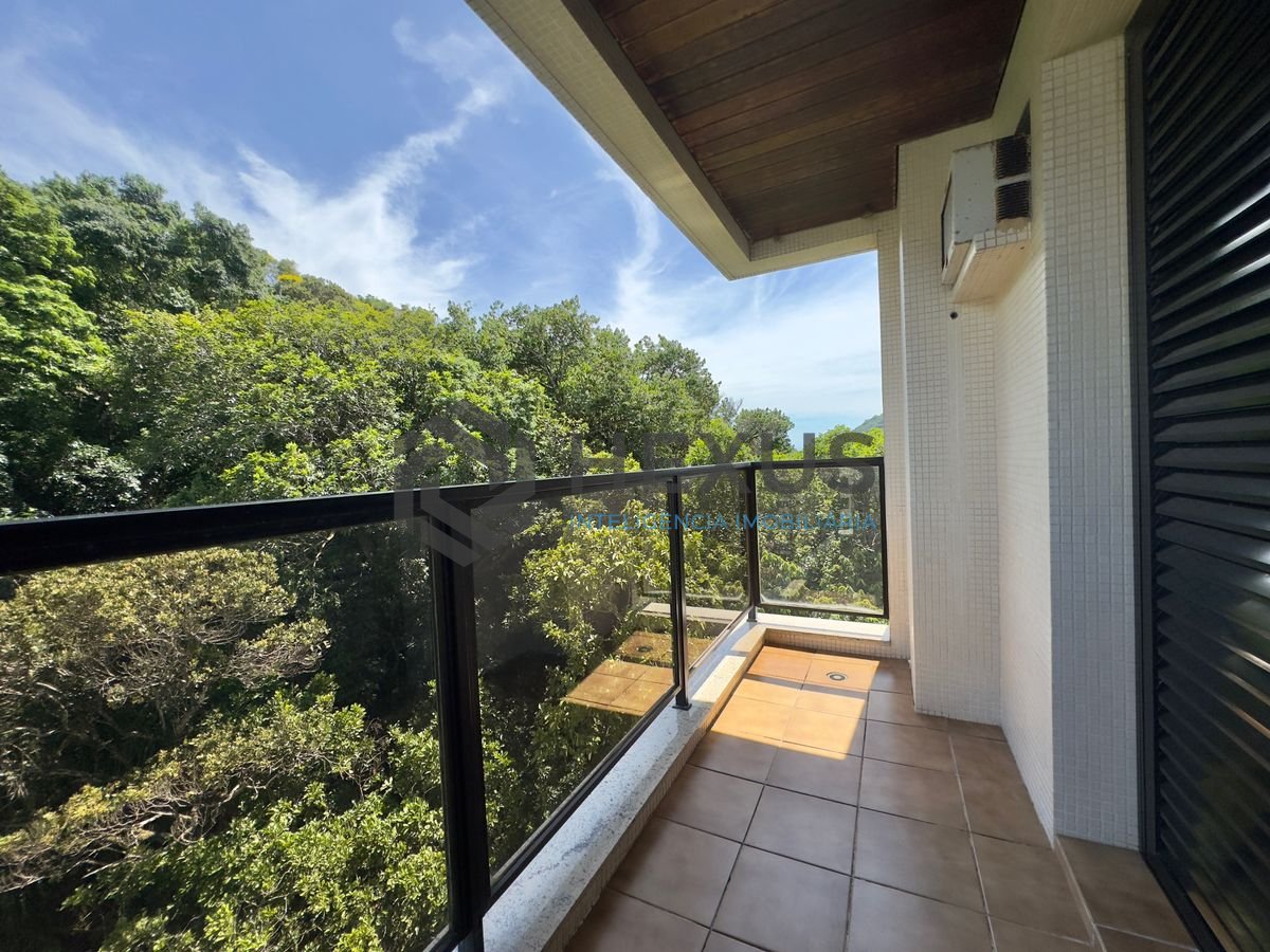 Foto 23 de Apartamento com varanda vista mar e lazer a 2 quadras da praia na região da Vila Maia nas Pitangueiras, Guarujá