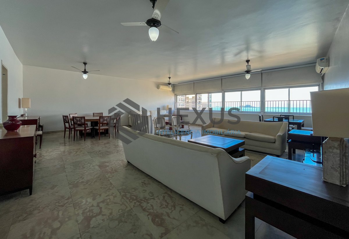 Foto 3 de Apartamento frente mar na Praia das Pitangueiras, Guaruja