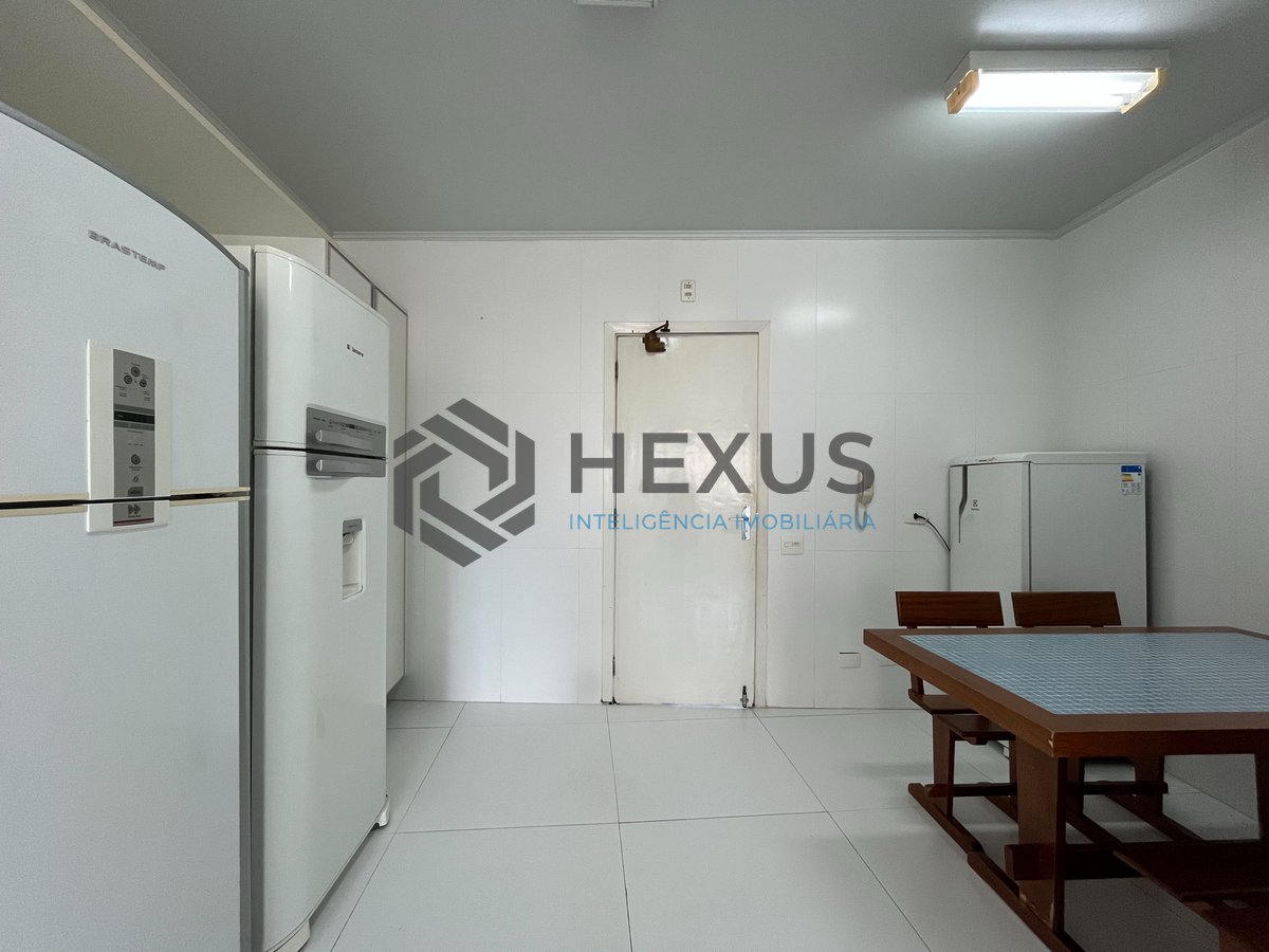Foto 40 de Apartamento frente mar na Praia das Pitangueiras, Guaruja