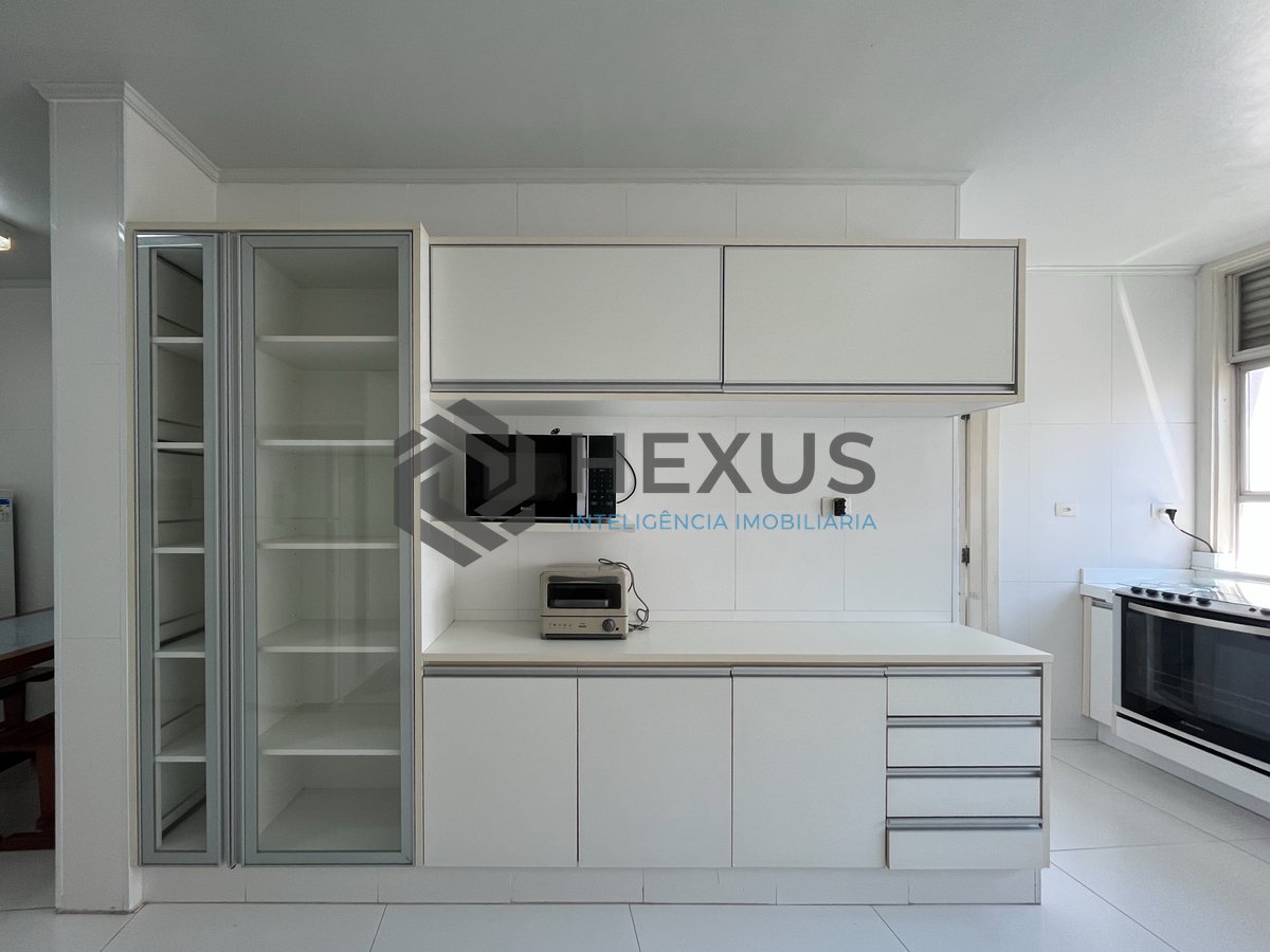 Foto 41 de Apartamento frente mar na Praia das Pitangueiras, Guaruja