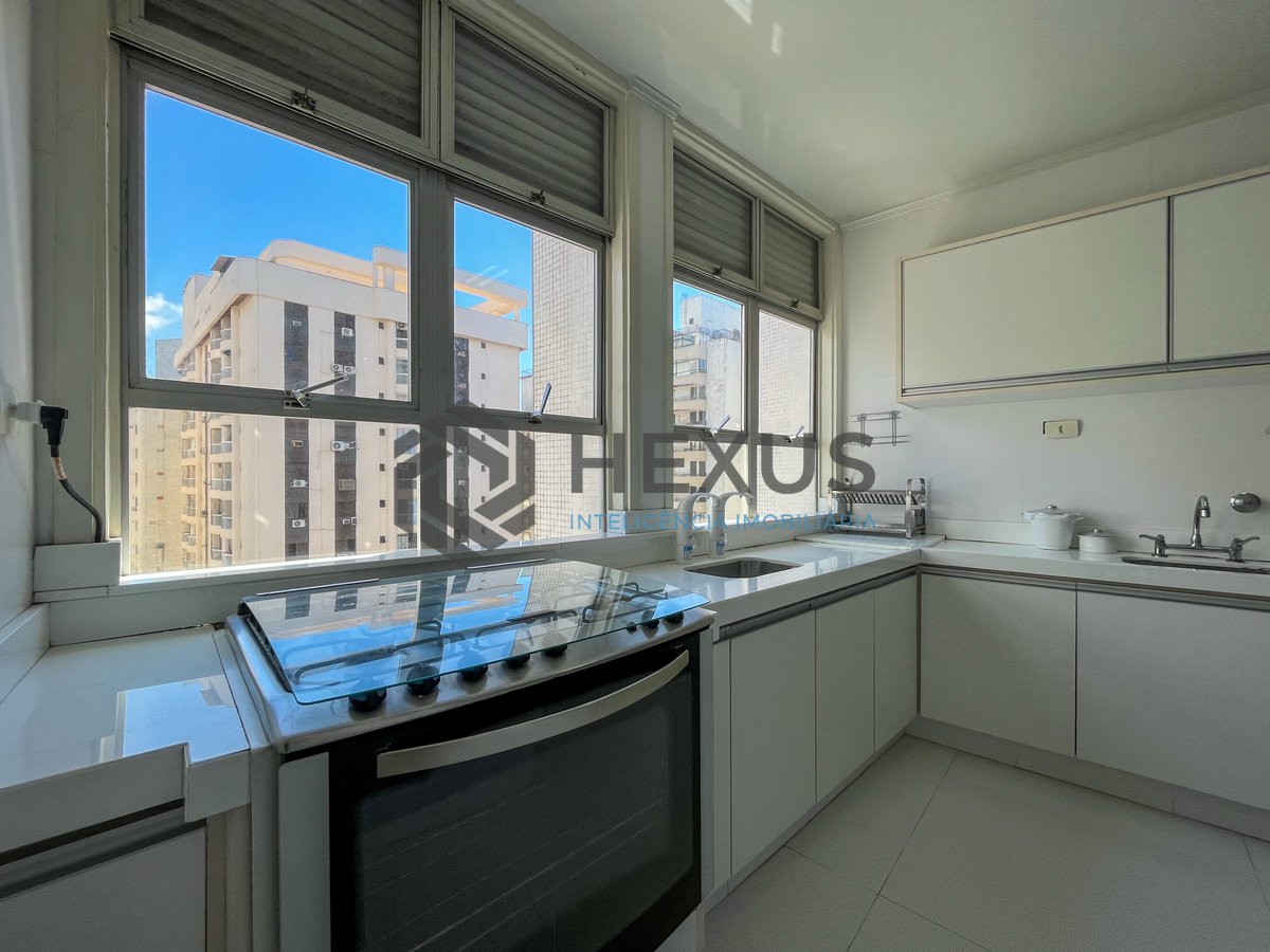 Foto 43 de Apartamento frente mar na Praia das Pitangueiras, Guaruja