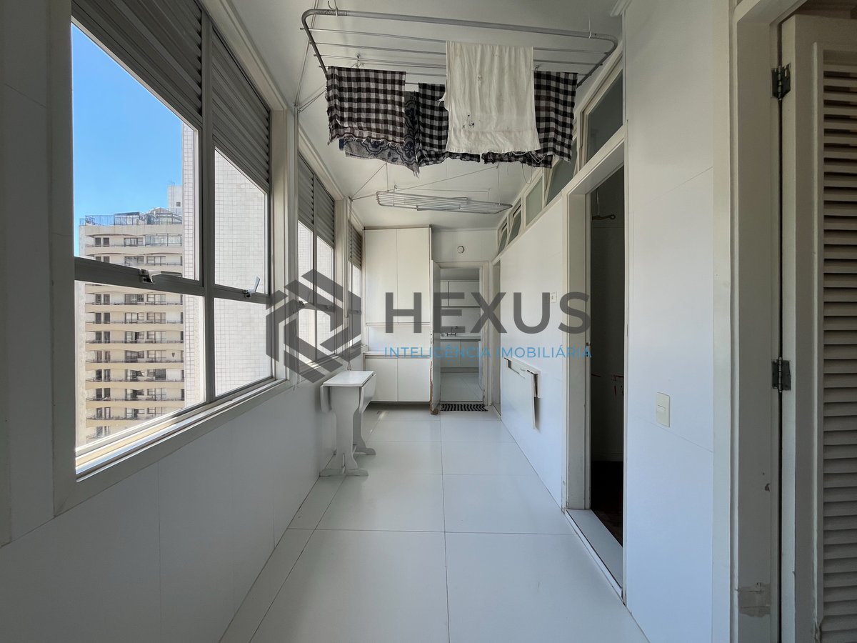 Foto 45 de Apartamento frente mar na Praia das Pitangueiras, Guaruja