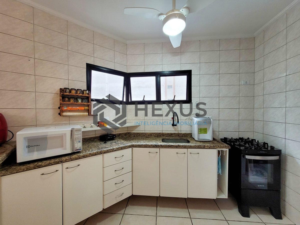 Foto 23 de Apartamento com varanda e lazer beira mar da Praia das Asturias, Guaruja