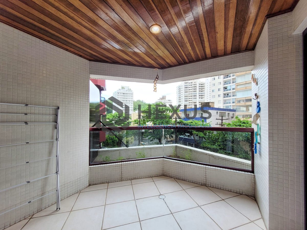 Foto 4 de Apartamento com varanda e lazer beira mar da Praia das Asturias, Guaruja