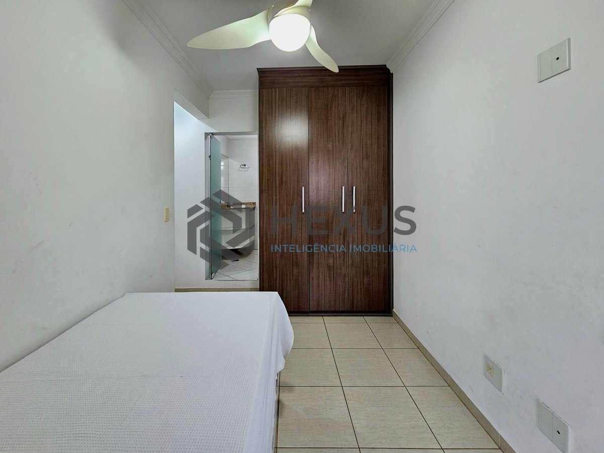 Foto 22 de Apartamento com varanda e lazer na beira mar da Praia do Tombo, Guaruja