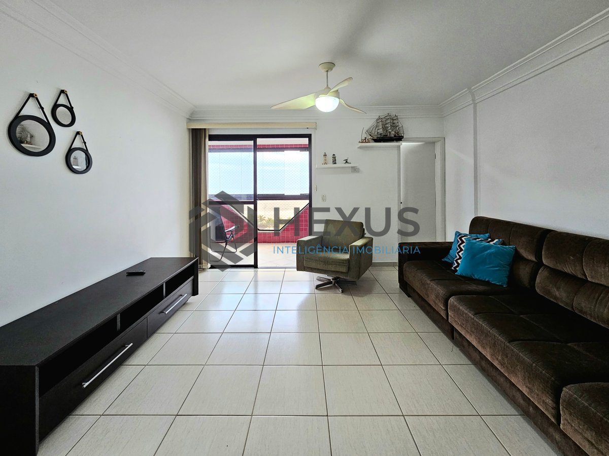 Foto 6 de Apartamento com varanda e lazer na beira mar da Praia do Tombo, Guaruja