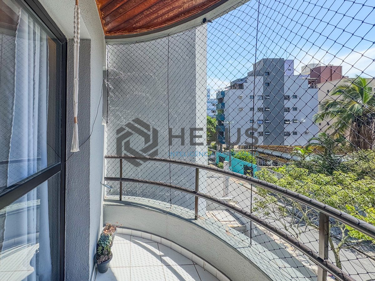 Foto 6 de Apartamento com varanda e lazer na Praia do Tombo, Guaruja