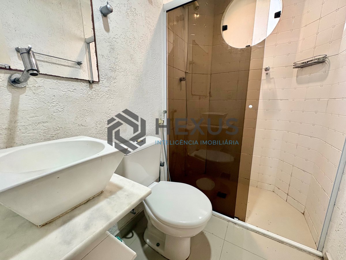 Foto 11 de Apartamento reformado na Praia da Enseada, Guaruja