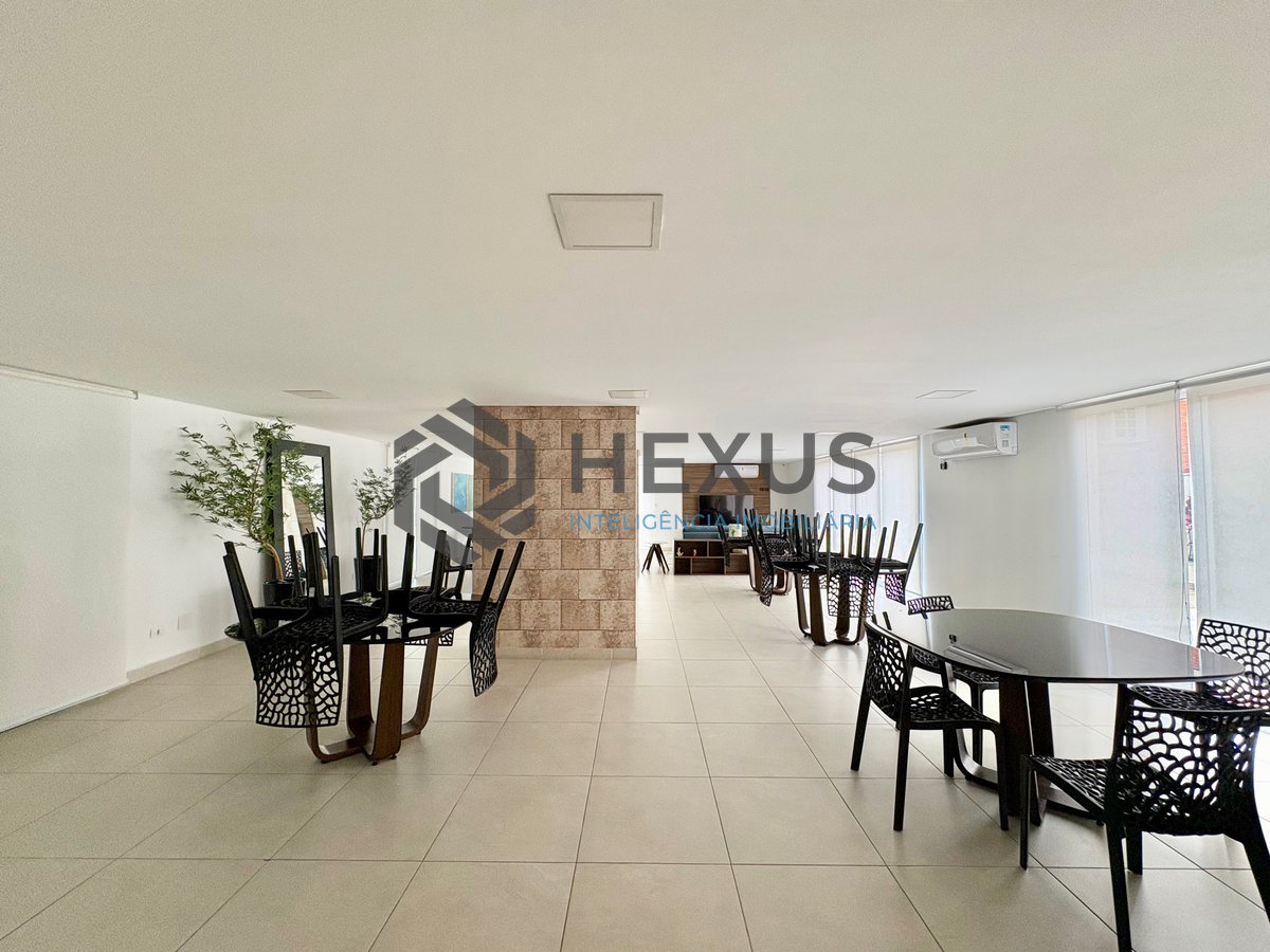 Foto 30 de Apartamento reformado com varanda gourmet vista mar e lazer na Praia da Enseada, Guaruja