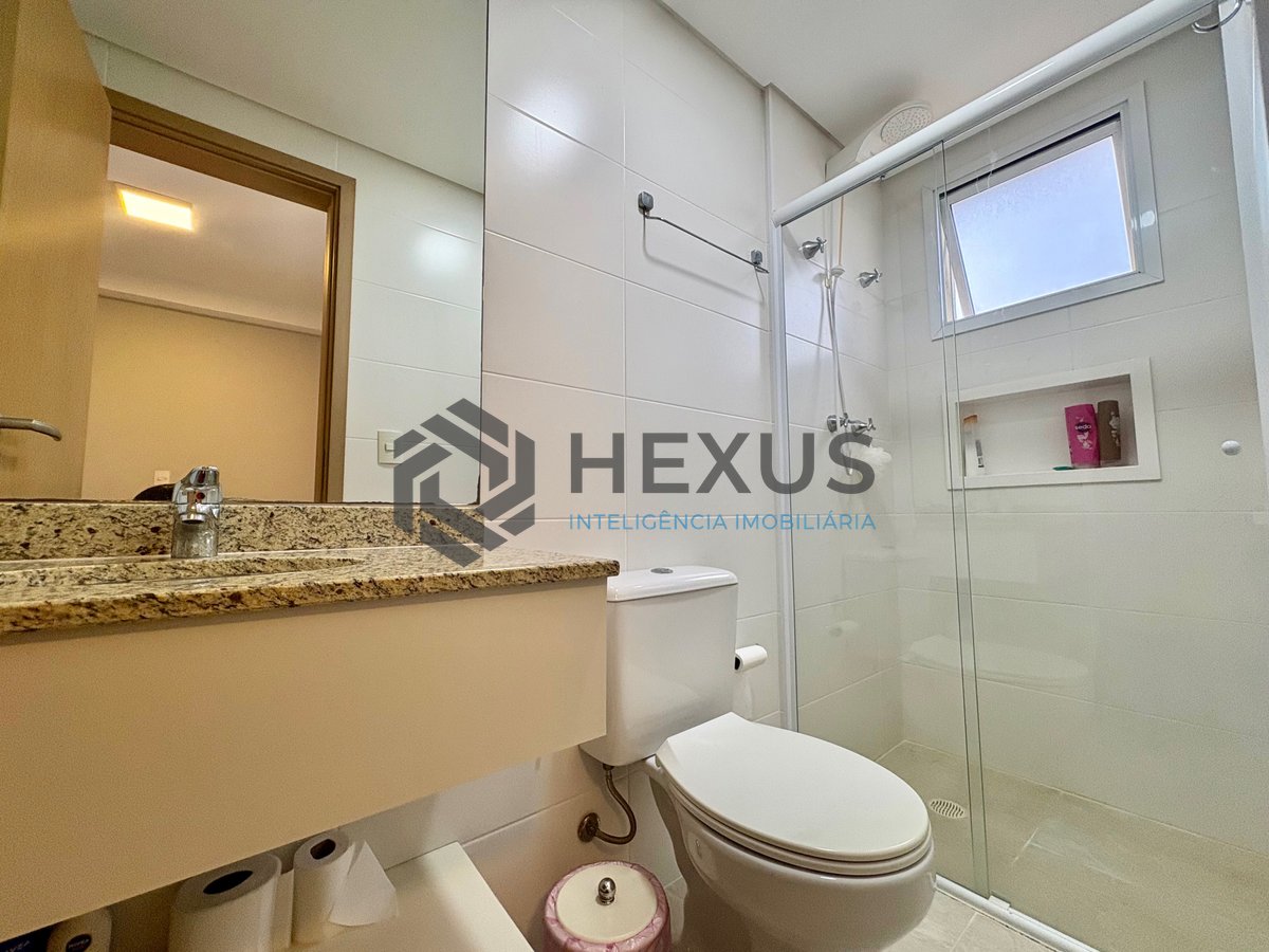 Foto 18 de Apartamento com varanda gourmet vista mar e lazer na beira mar na Praia da Enseada, Guaruja