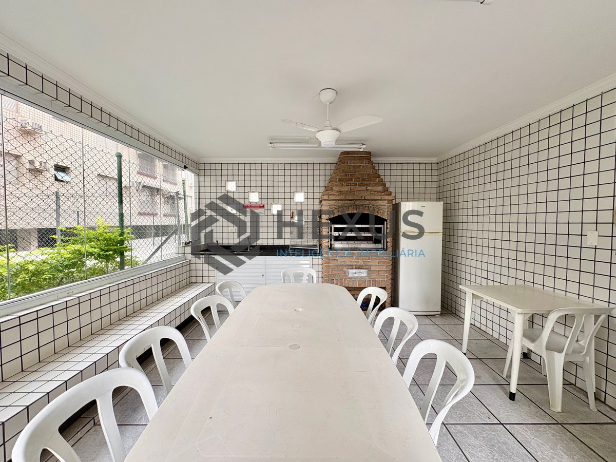 Foto 25 de Apartamento com varanda vista mar e lazer na Praia da Enseada, Guaruja