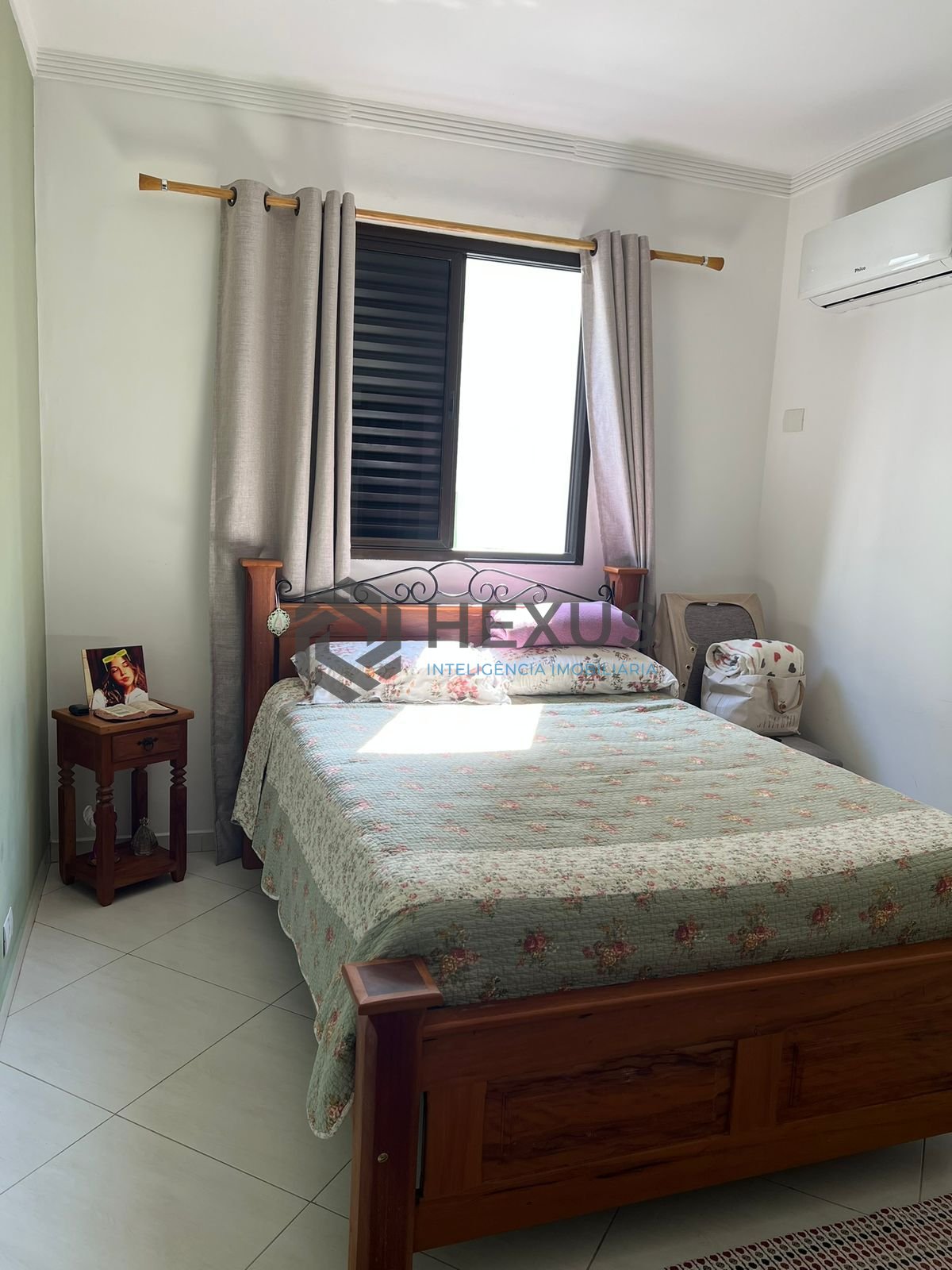 Foto 7 de Apartamento reformado com varanda na Praia das Asturias, Guaruja