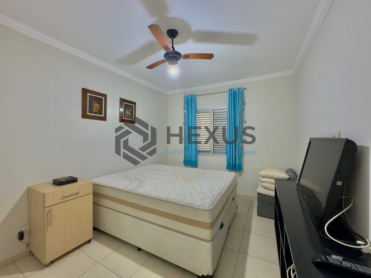 Foto 14 de Apartamento reformado com varanda e lazer na beira mar da Praia das Asturias, Guaruja