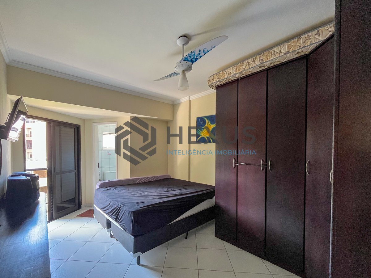 Foto 15 de Apartamento com varanda e lazer na beira mar da Praia da Enseada, Guaruja