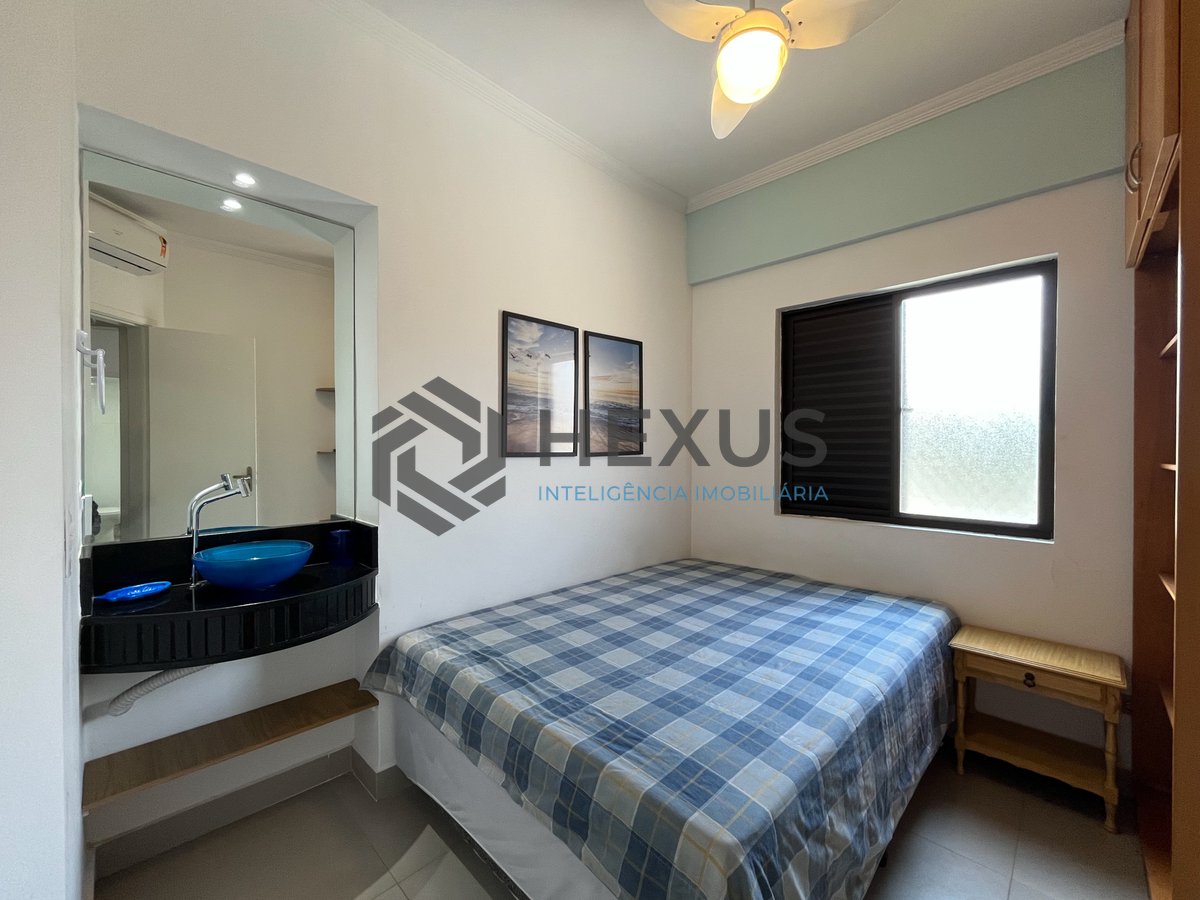 Foto 21 de Apartamento com varanda vista mar e lazer na beira mar da Praia da Enseada, Guaruja
